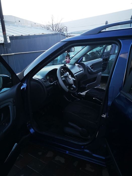 Vând mașină personală Skoda Fabia 2011 1,6 euro 5 TDI