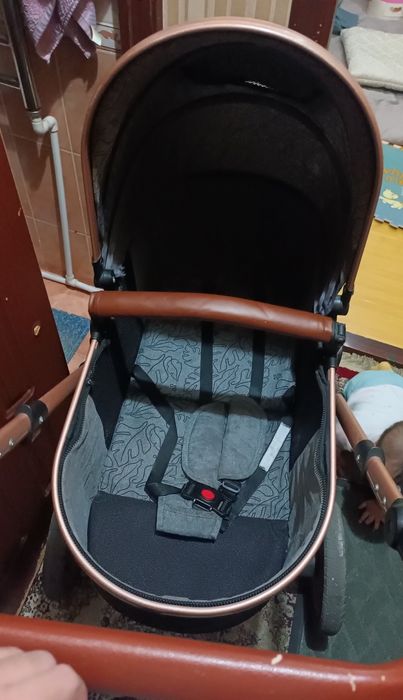 Детский каляска сотилади