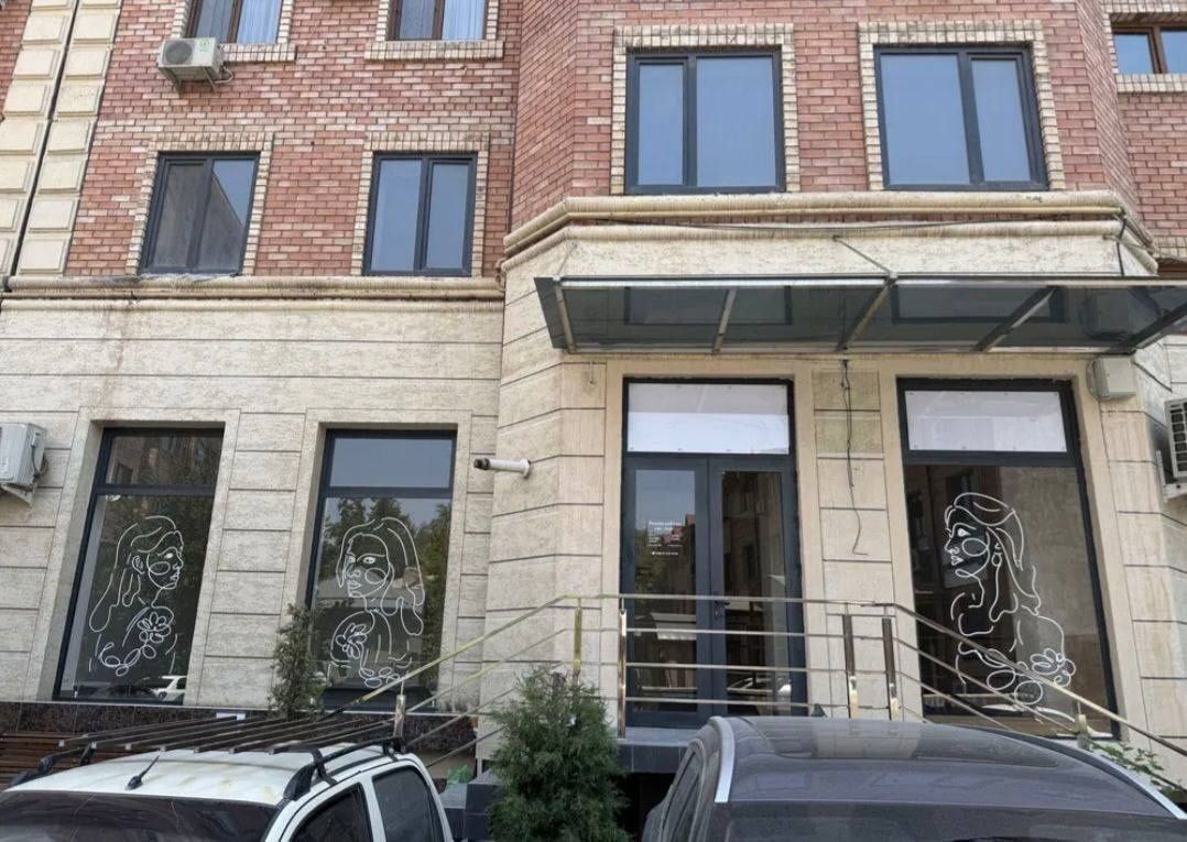 Продается коммерческое помещение на Чехова