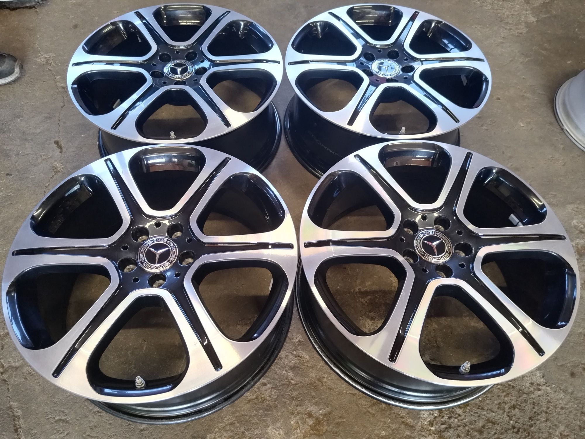 19" Mercedes E-class W213 Оригинални Джанти за Мерцедес 5x112