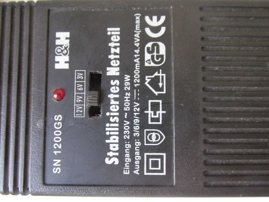 Alimentator reglabil 12v