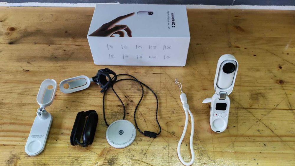 Camera actiune Insta 360 Go2