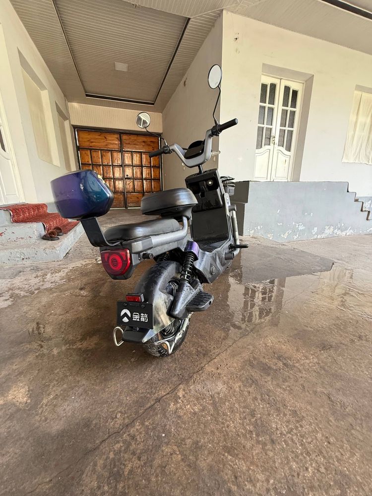 Elektr skuter yaxshi sostayaniya
