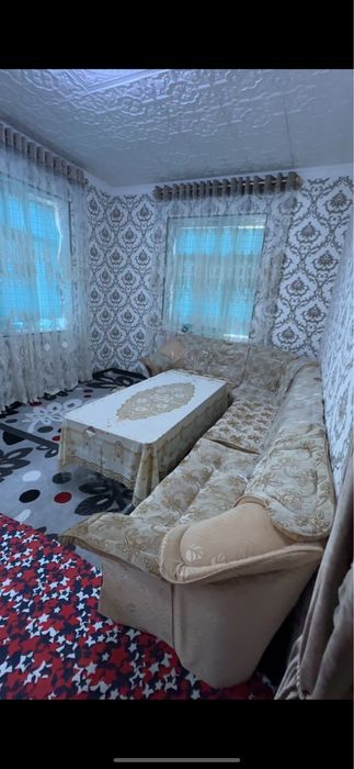 Tosh. vil. Parkent t. uy sotiladi