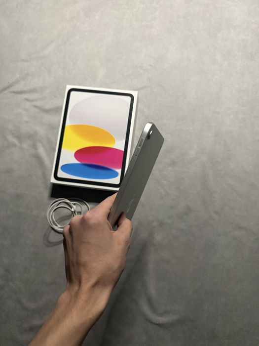 Ipad A16 почти новый