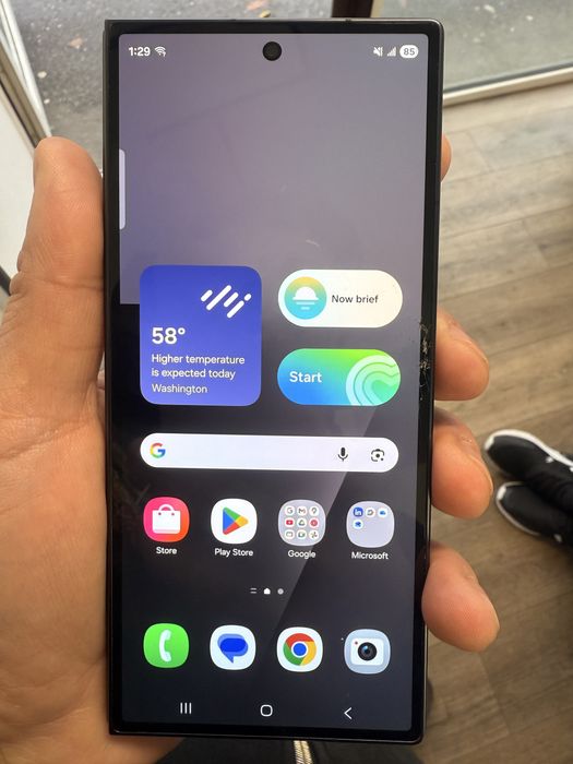 De vanzare samsung z fold 7 256 gb fisurat