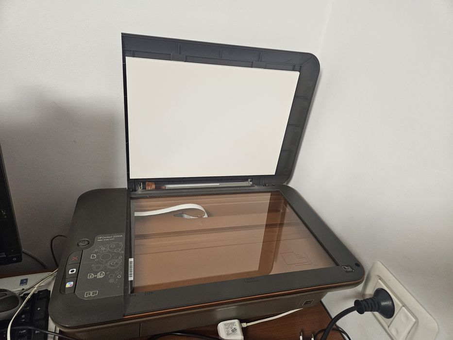 Imprimanta HP Deskjet 2050A