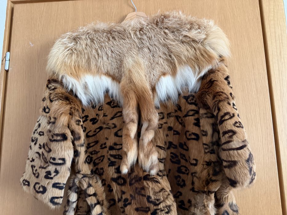 Blana naturala de iepure cu guler de vulpe polara