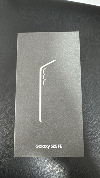 Samsung S25 FE ..