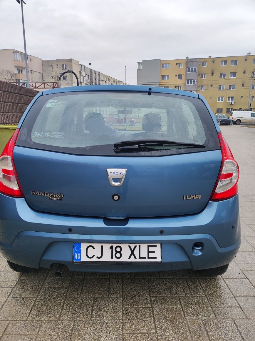 Vând Dacia Sandero