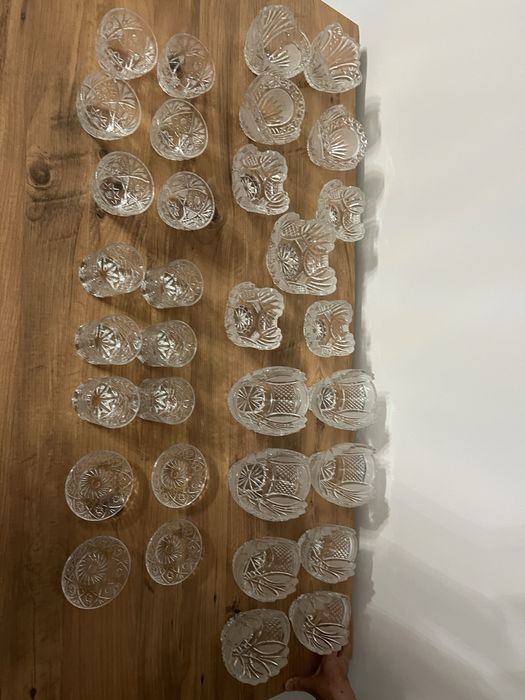 Набор хрустальных розеток и салатников.