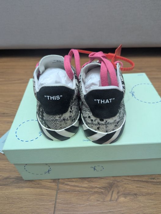 Женские кроссовки OFF-WHITE Arrow Vulcanized Low python