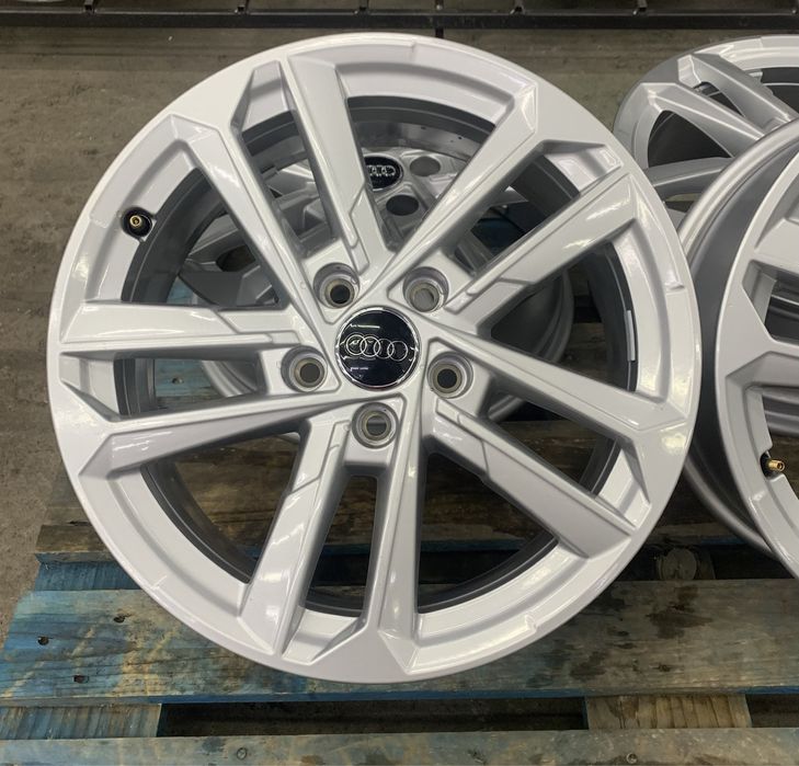 Jante originale Audi A3, A4 NOI NOUTE R 17 , Model nou ! , 5x112  !