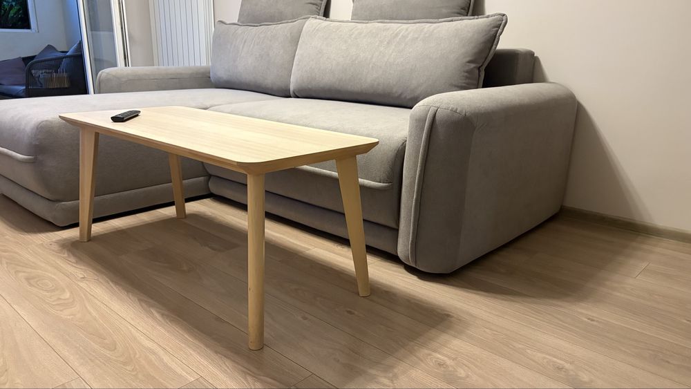 Продава Холна маса от  Ikea