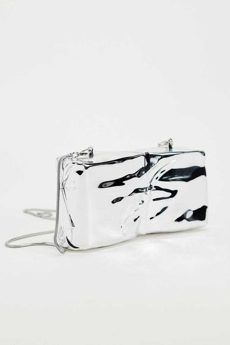 Метална чанта Зара нова с етикет