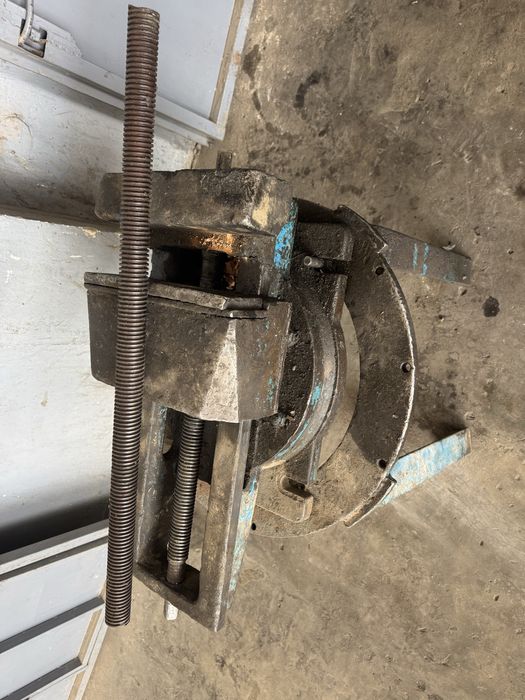 Тиски СССР сотилади