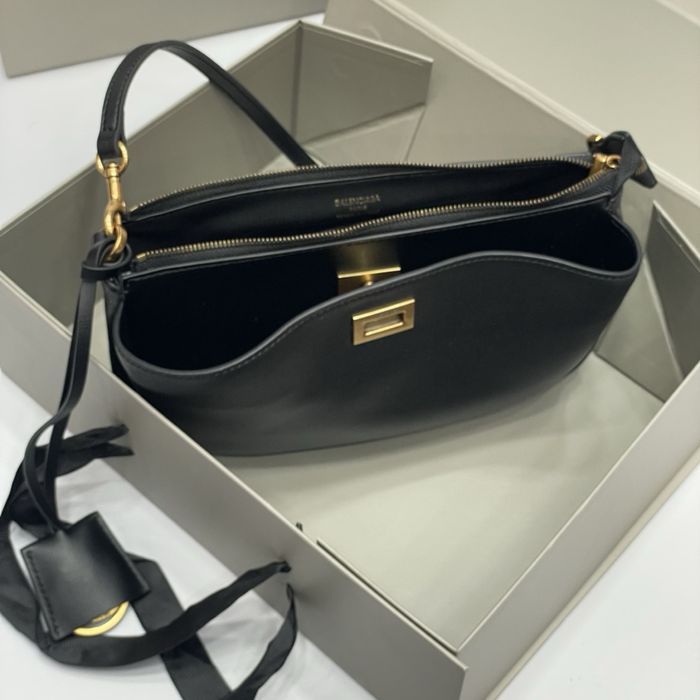 Balenciaga чанта ест.кожа с кутия 449лв