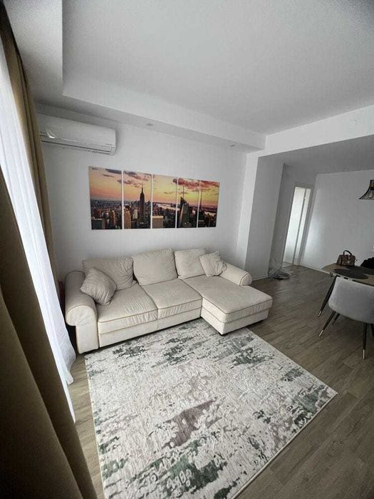 De închiriat 2 camere în Cosmopolis cu parcare, 52mp, mobilat complet