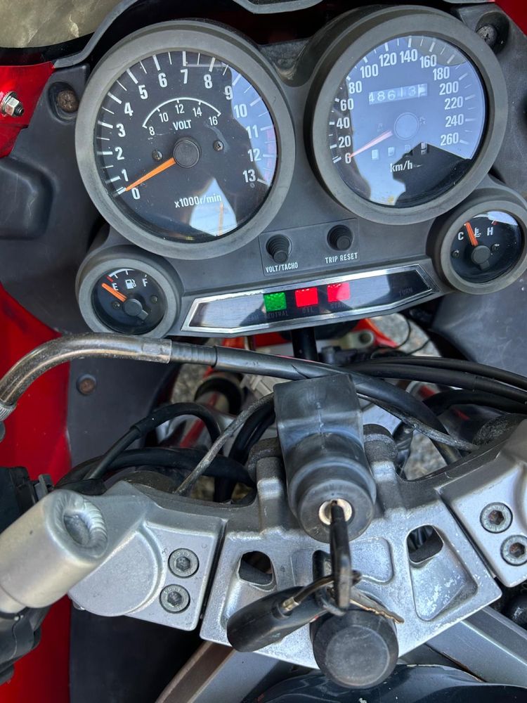 Vand Kawasaki ninja (gpz 600 r) zx6