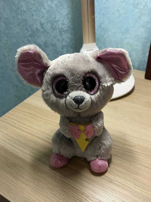 Мягкая игрушка “Мышка с сыром” – очаровательная и милая