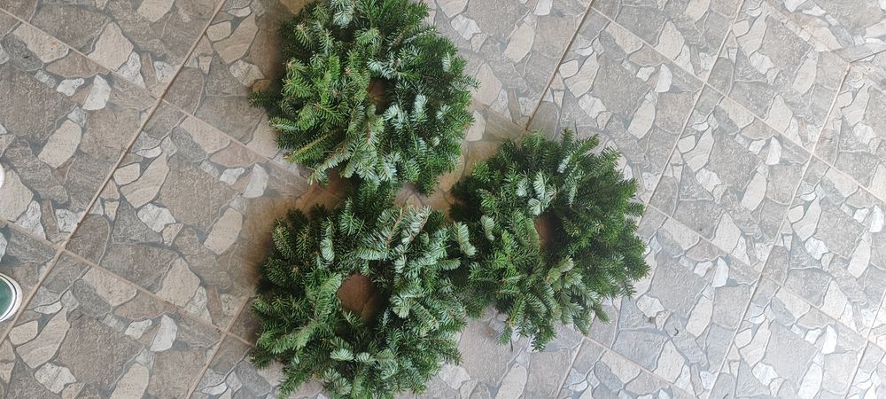 Coronite ,Coroane, ghirlande ,  Brad Natural