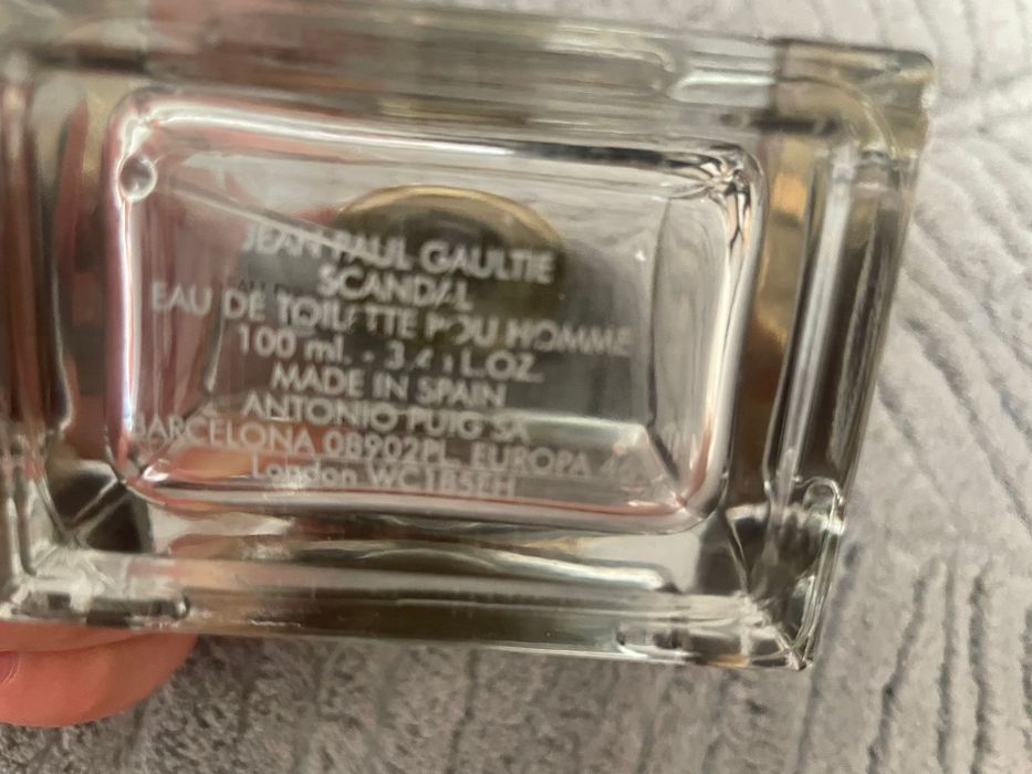Vând parfum original Jean Paul Gaultier Pour Homme ( nu sauvage dior )