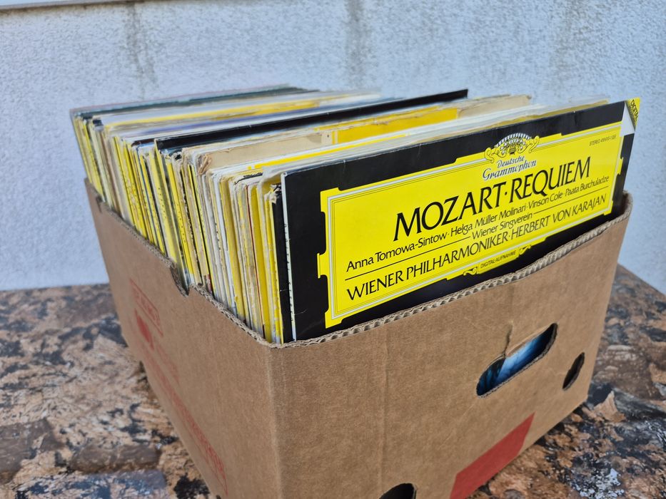 Vând 200lp Discuri Vinil muzică clasică colectia Deutsche Grammophon