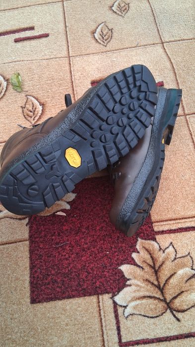 Meindl Bocanci trekking