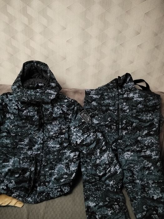 Комуфляжка цвет цифра новый зима лето комплект.