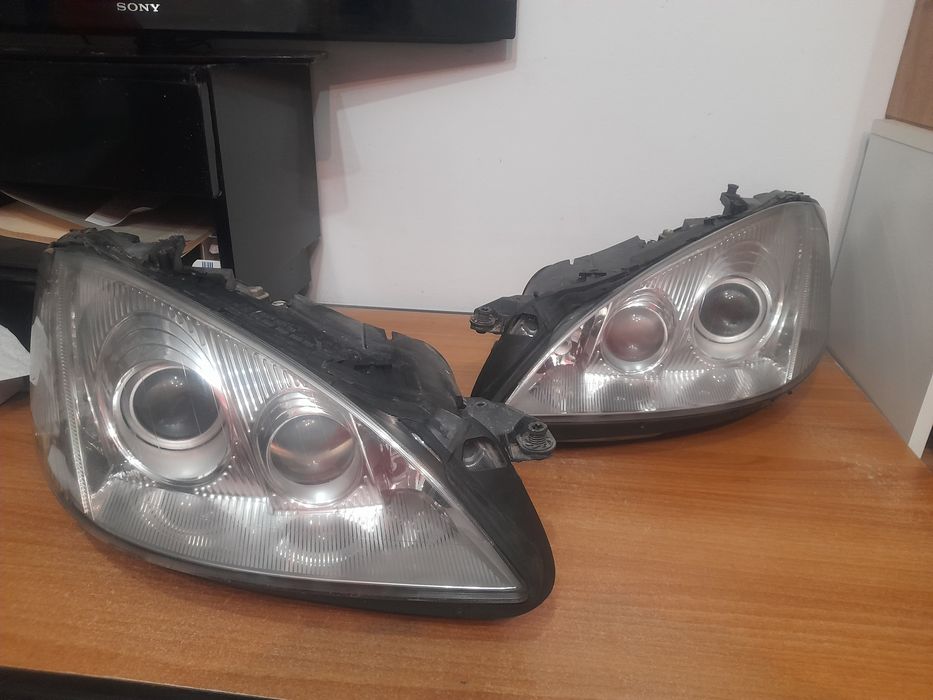 Faruri Xenon mercedes s class w221