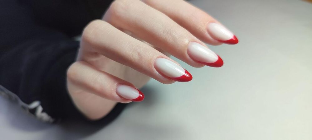 Маникюр и педикюр