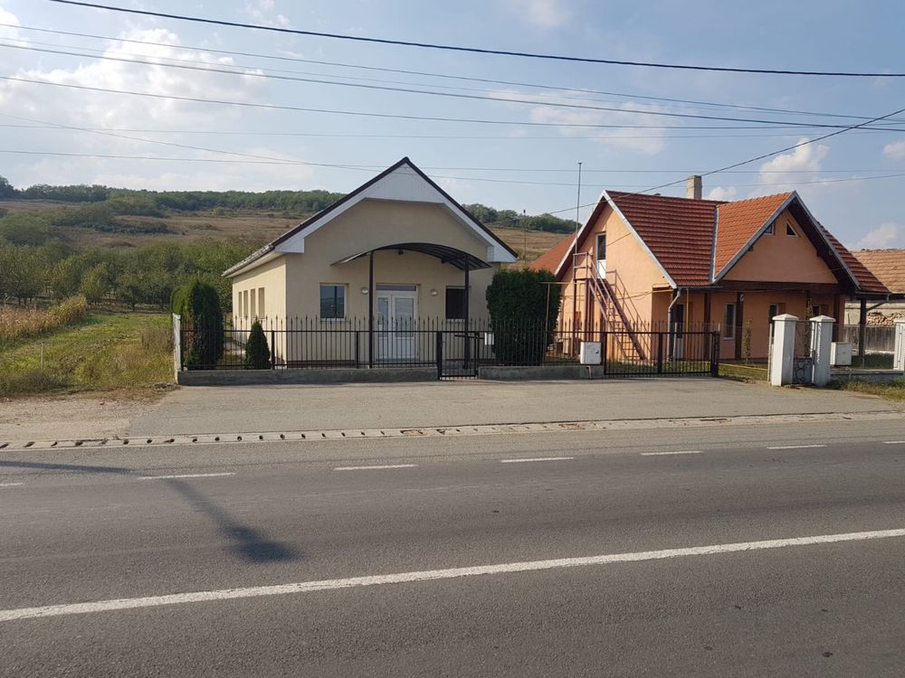 Vând spațiu comercial în Jucu de Mijloc