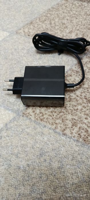 Продам зарядное устройство.