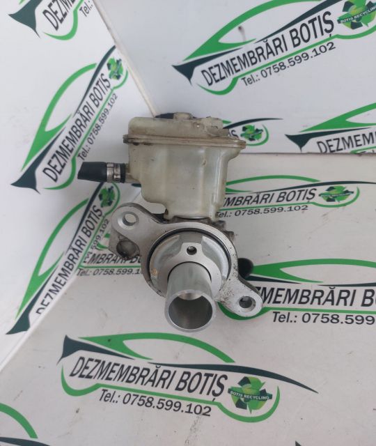 Buson vas lichid frana Renault Megane a 2-a generatie
