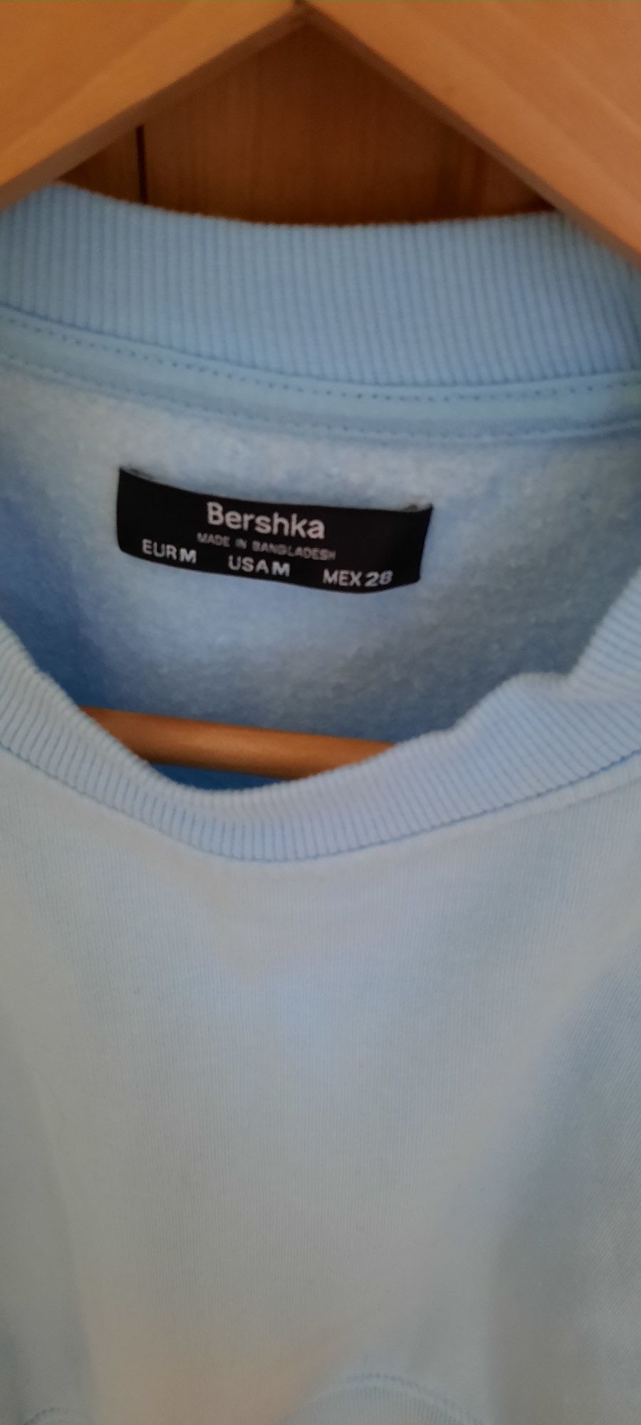 Блуза Bershka р-р М