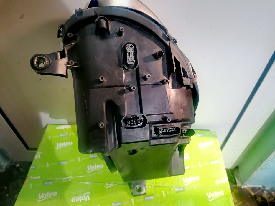 Фар Фарове за Мерцедес Р-класа В251 / Mercedes R-Class Minivan W251.