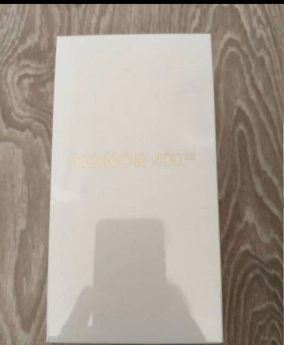 Honor 400 8/256 новый