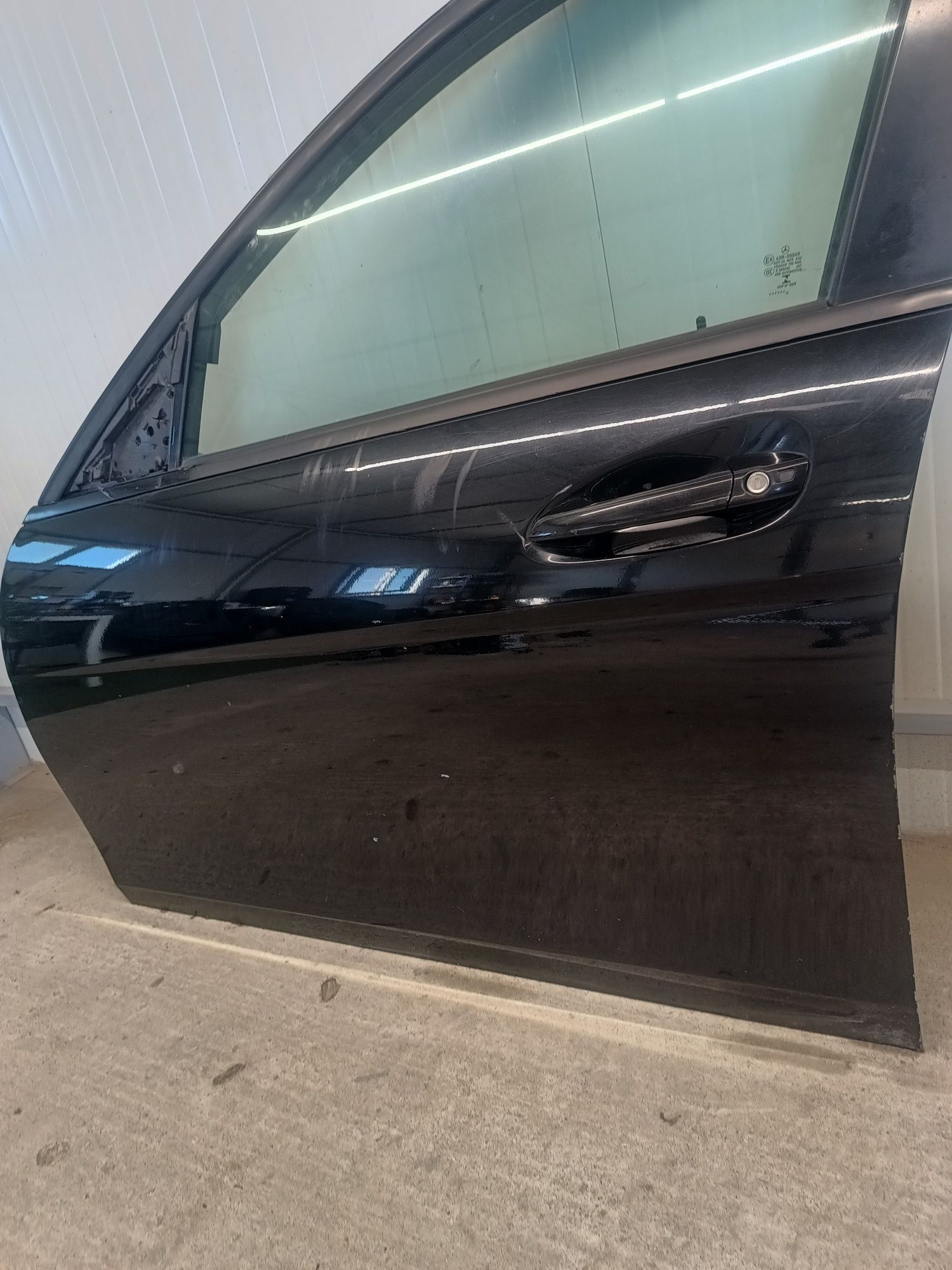 Ușa stânga față Mercedes-Benz C-Class W 204