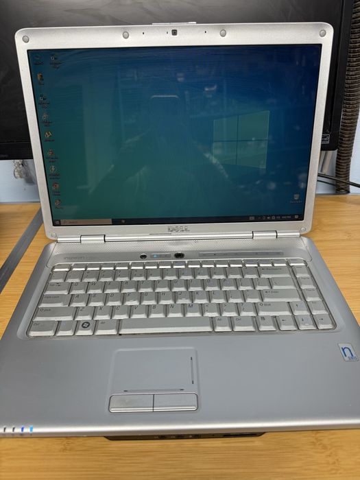 Dell Inspiron 1525