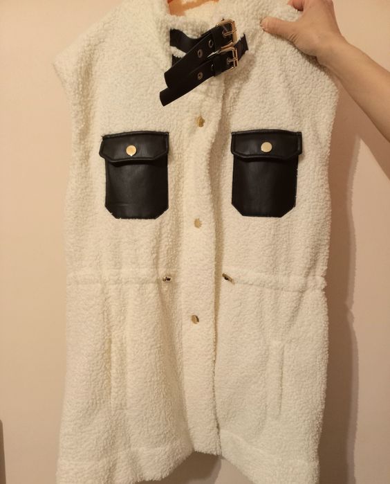 Продаётся жилетка тедди