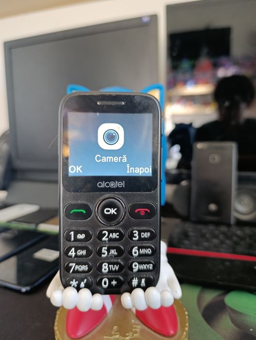 Telefon Alcatel ideal pt pers în vârstă