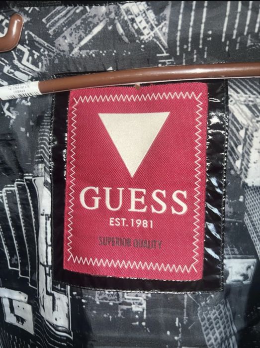 Geaca Guess