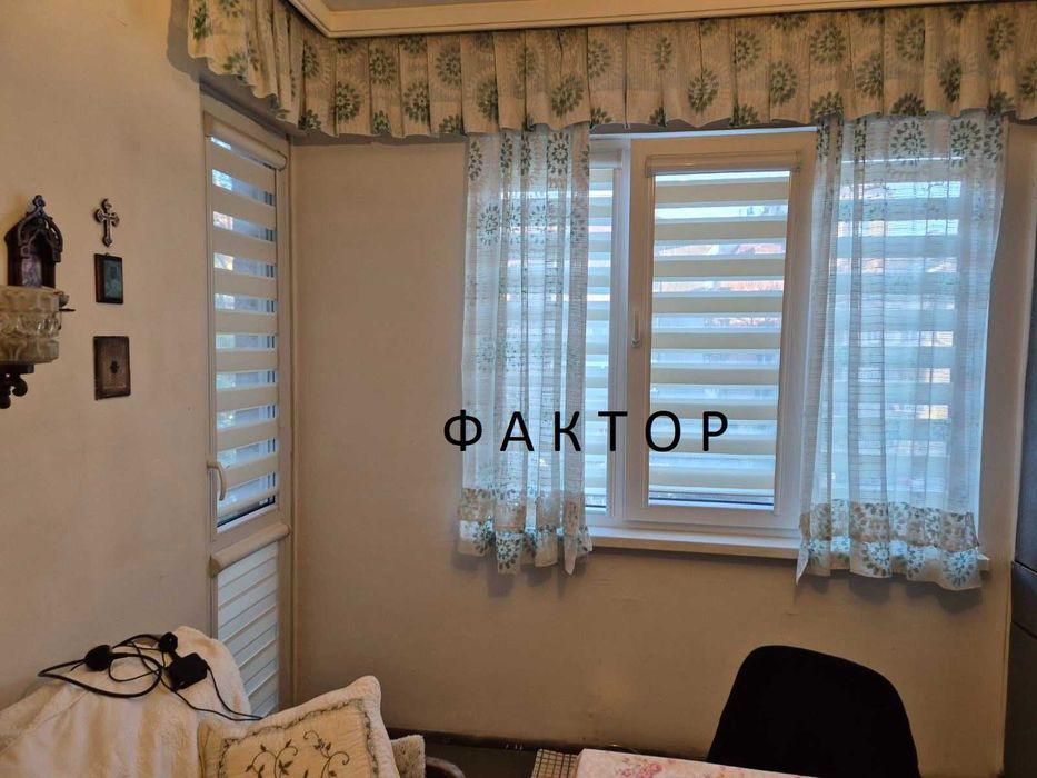 Продава се Тристаен апартамент в Пловдив, Център - 88 кв.м за 1478 €/кв.м - Снимка #2