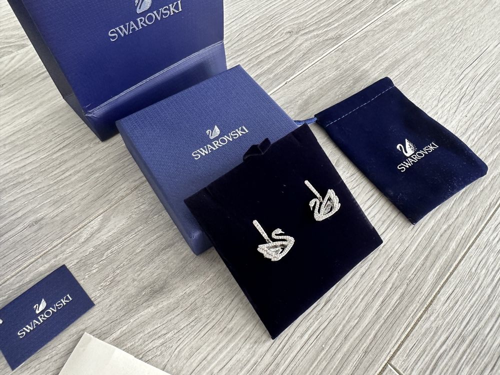 Cercei Swarovski Swan argintii