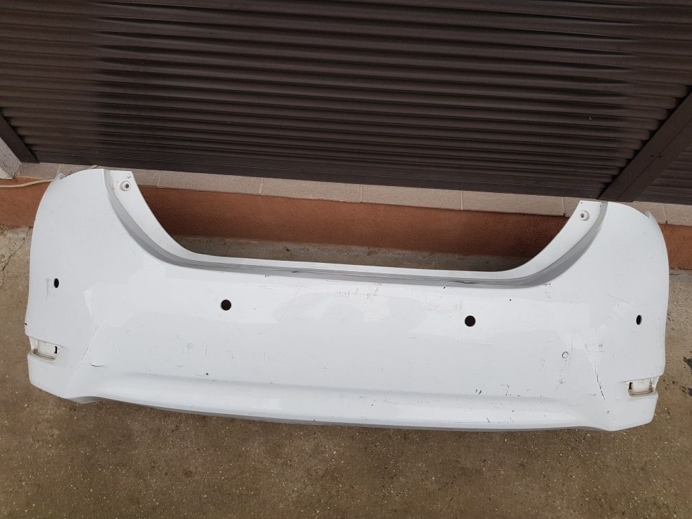 Bara spate Toyota Corolla sedan E170, 2013-2019