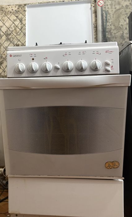 Газовую плиту 3/1 от Gefest: Брест 3110