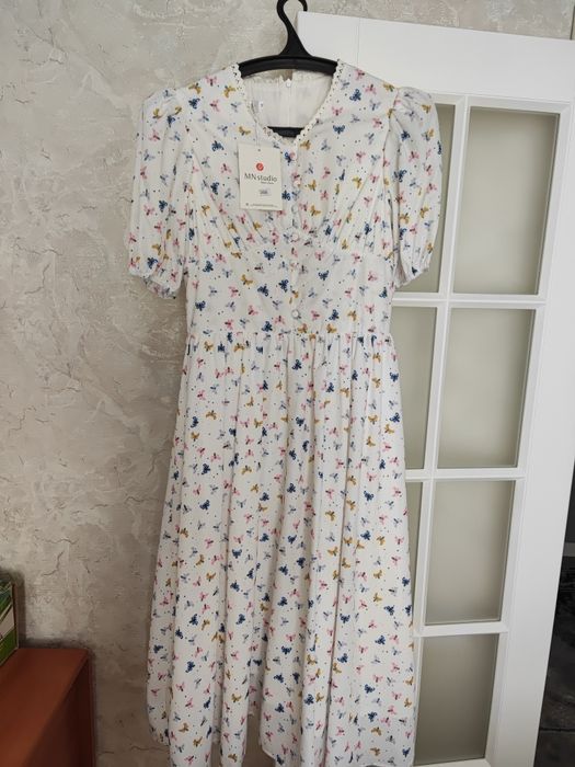 Продам платье новое