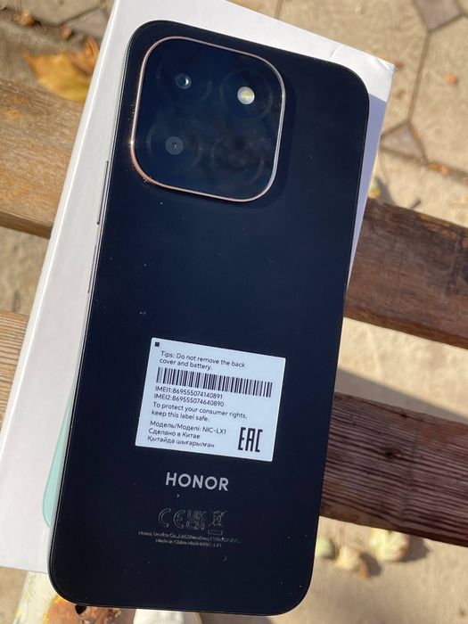 Продаю Honor x6c