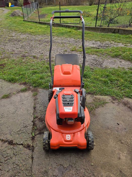 Vand masina de gazon Husqvarna Lc 253S