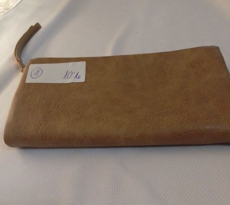 Обява 24 Дамски портмонета